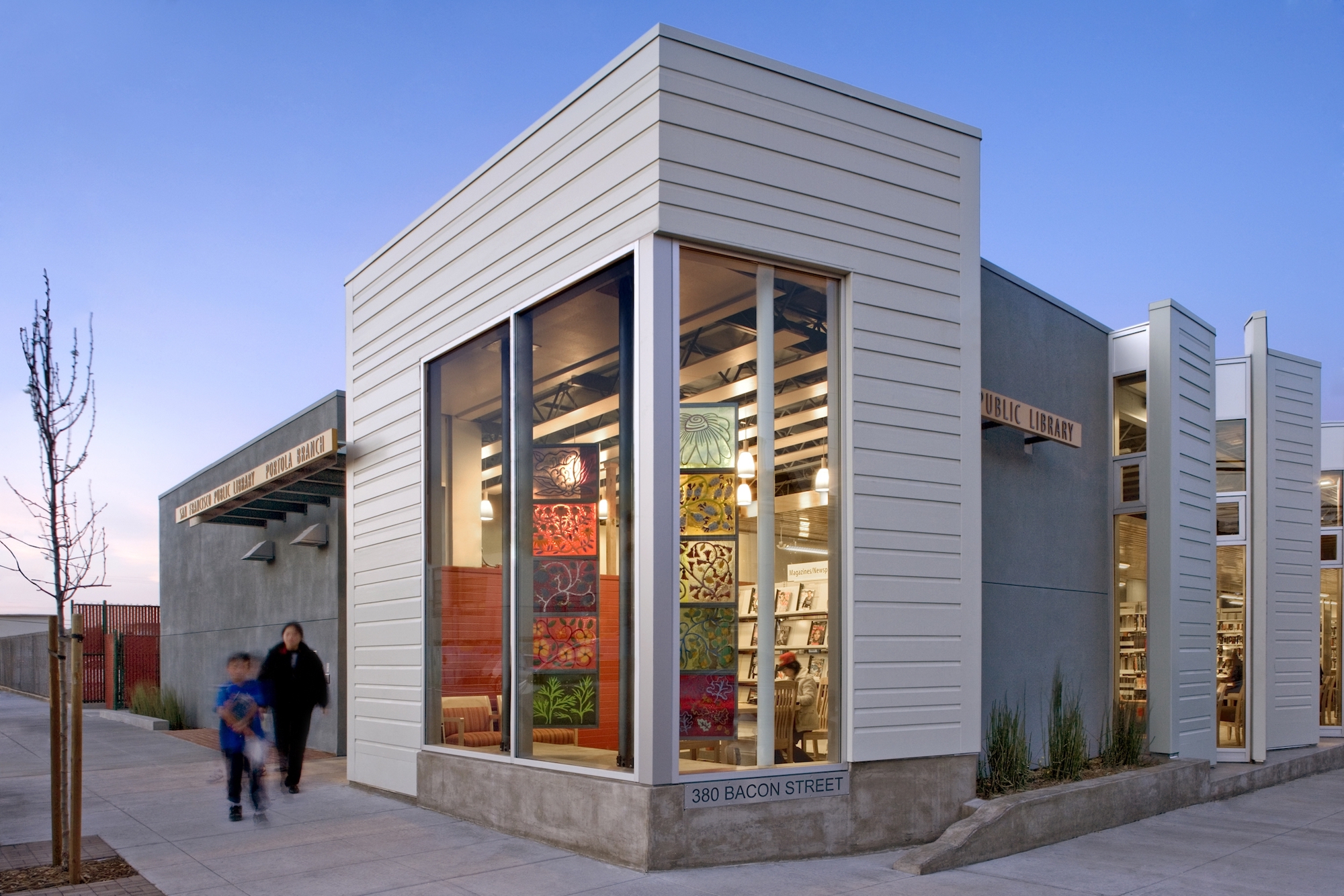 Portola Branch Library